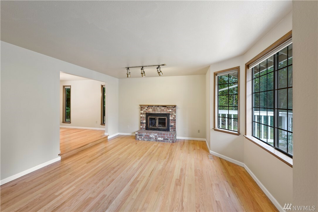 Property Photo: 22517 NE 19th St WA 98074