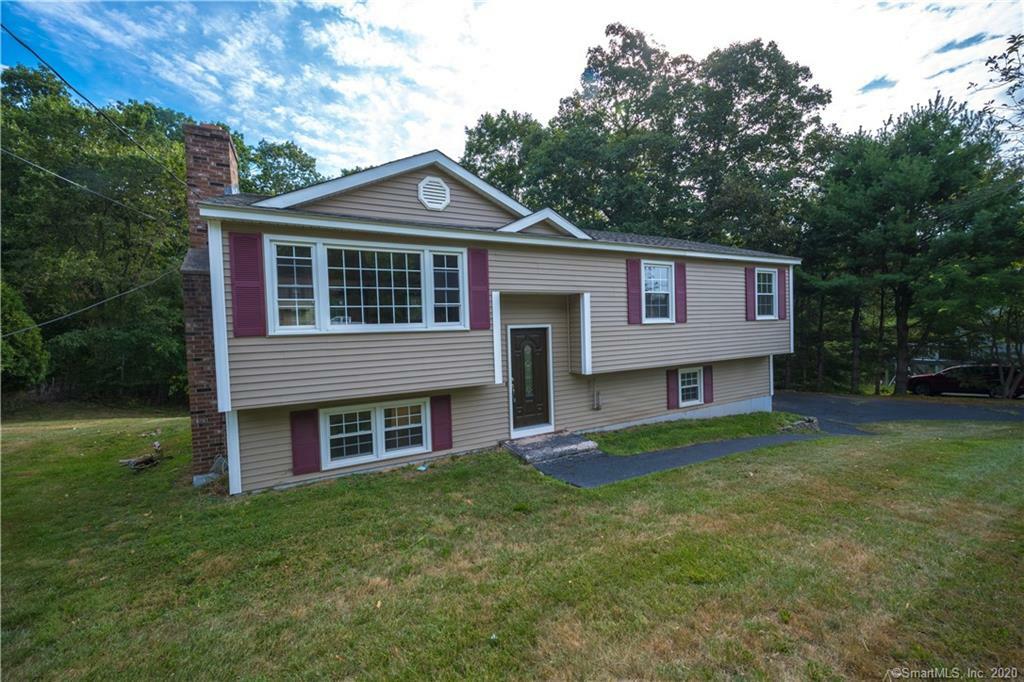 Property Photo:  32 Summerwood Drive  CT 06492 