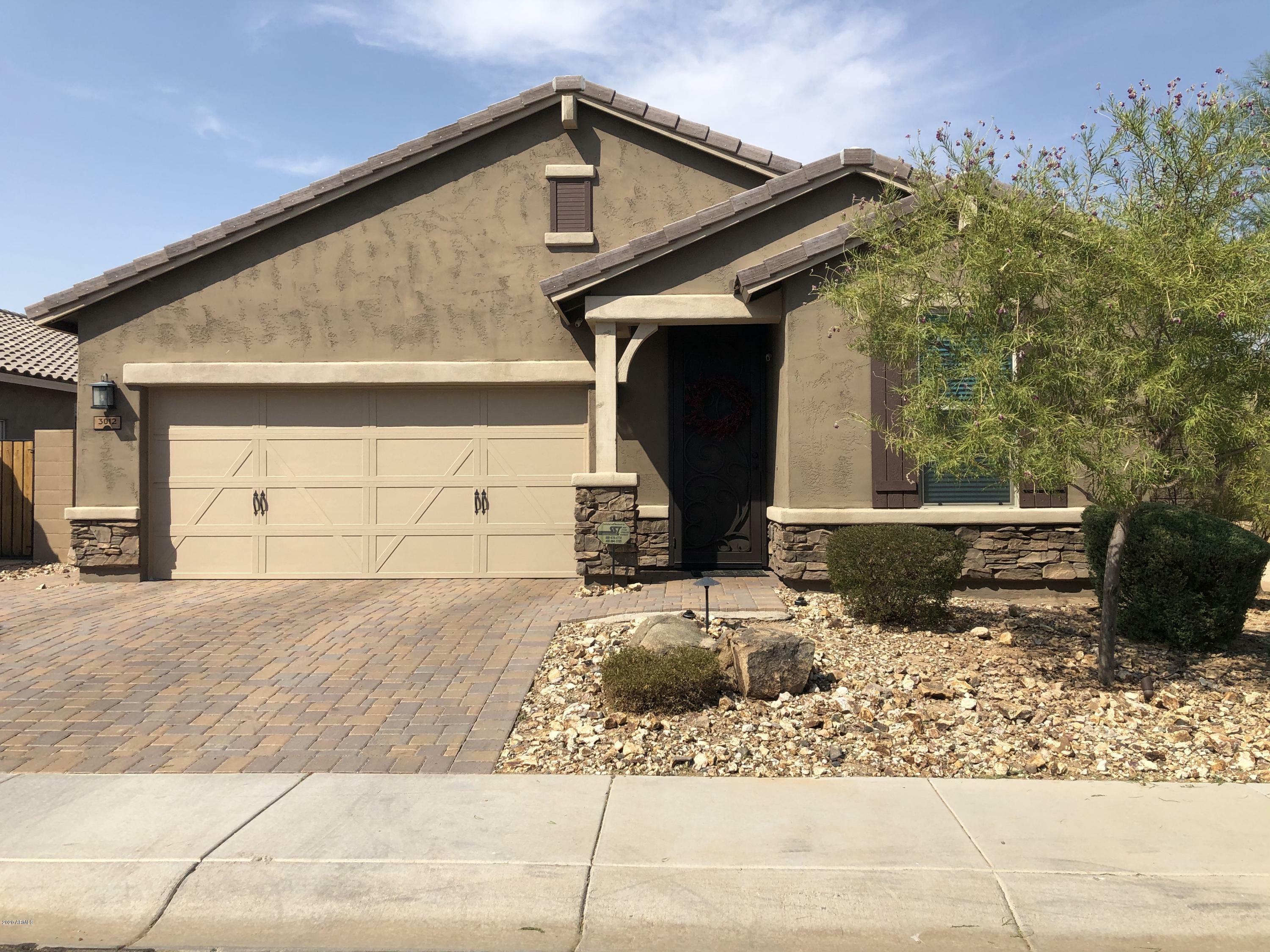 Property Photo:  3012 W Thorn Tree Drive  AZ 85085 