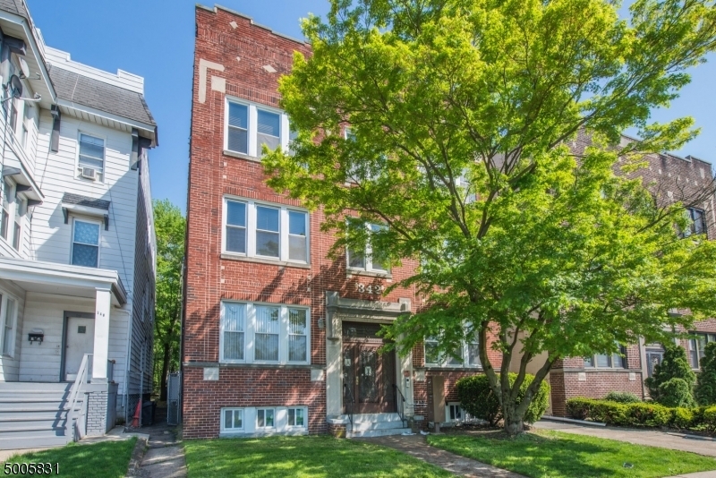 Property Photo: 342 Central Ave 201 NJ 07050