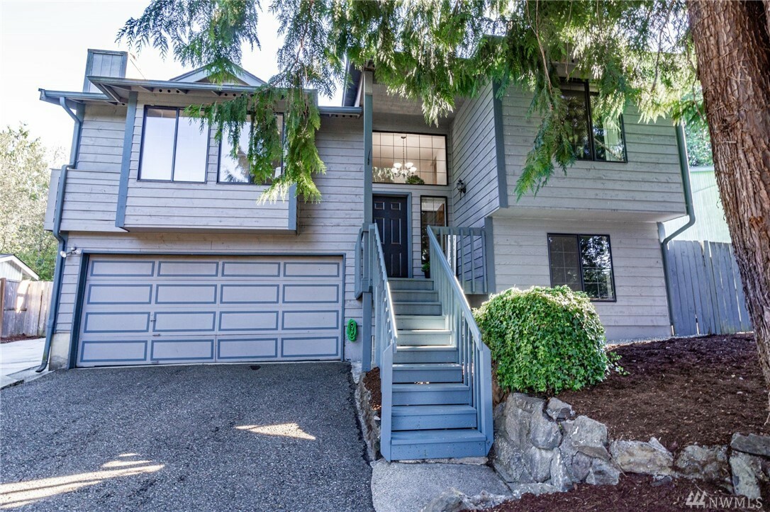 Property Photo:  7696 E Van Buren St  WA 98366 