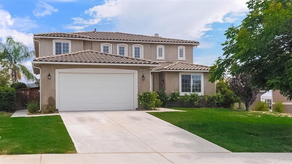 Property Photo:  23592 Carneros Ct  CA 92562 