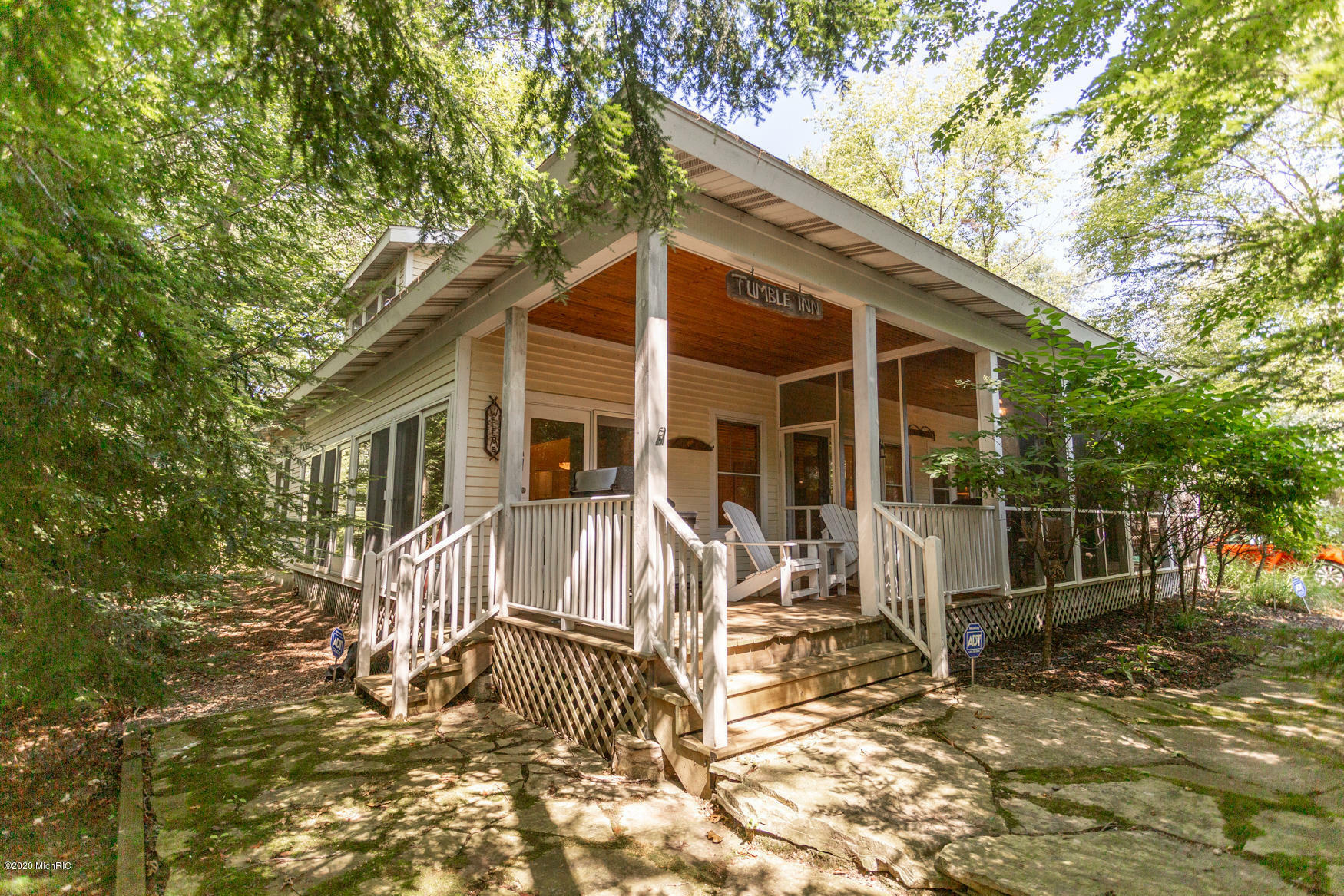 Property Photo:  18642 Old Field Road  MI 49117 