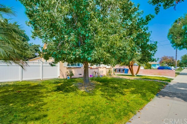 Property Photo:  9847 Maple Street  CA 90706 