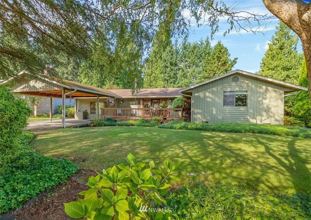 Property Photo:  9428 60th Drive NE  WA 98270 