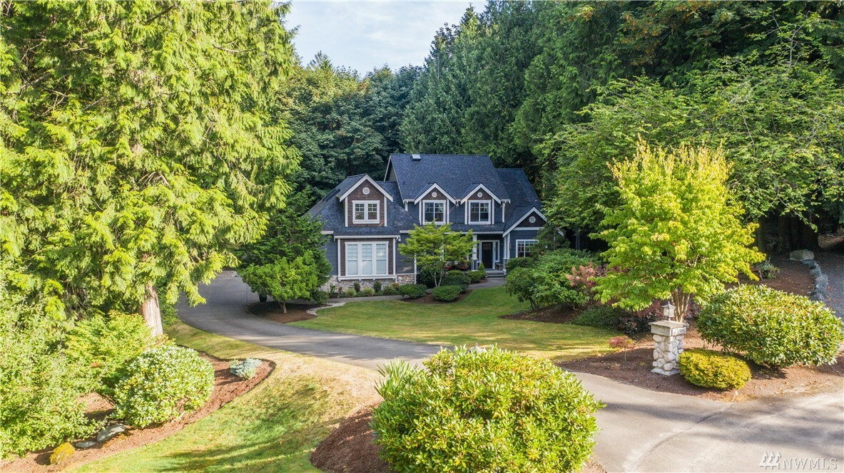 Property Photo: 6325 285th Ct NE WA 98014