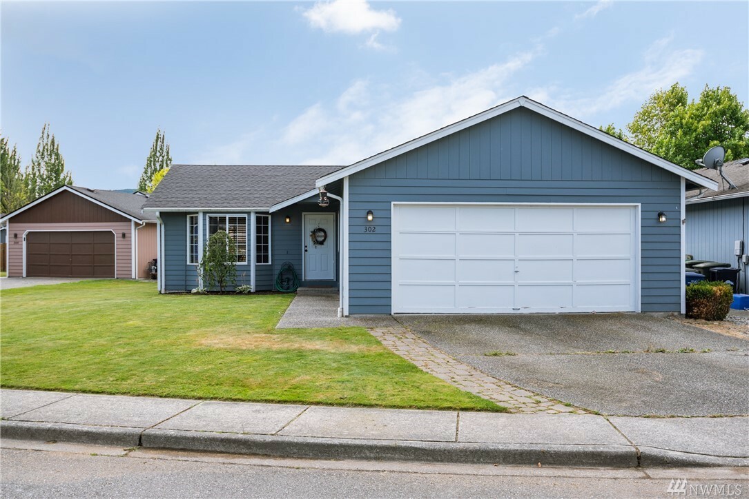 Property Photo:  302 Coates Lane  WA 98284 