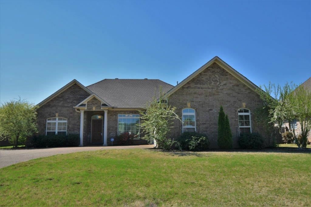 Property Photo:  30 Lennox Village Drive  TN 38305 