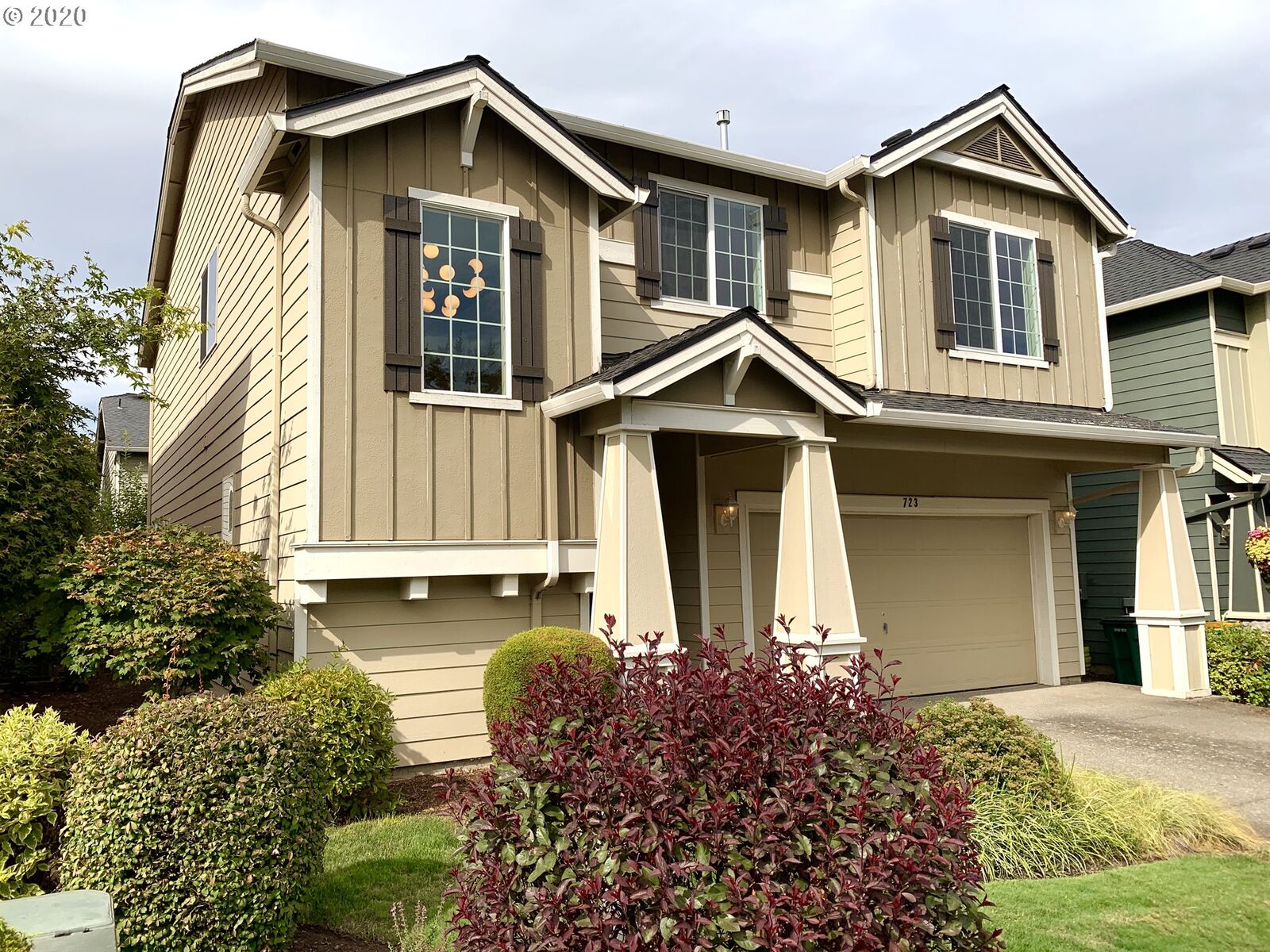 Property Photo: 723 SW Morgan Way OR 97060