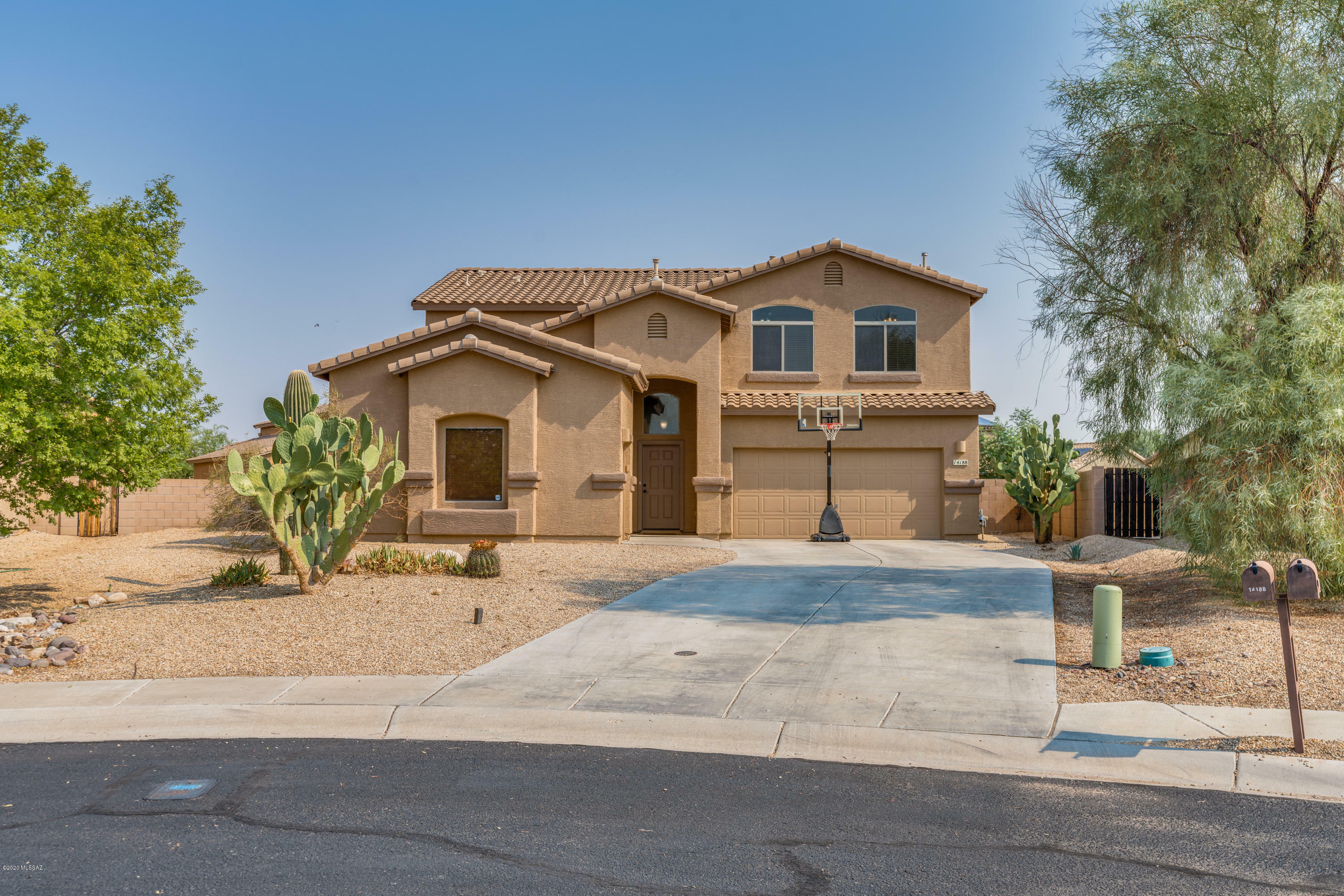 Property Photo:  14188 N Tonto Basin Court  AZ 85658 