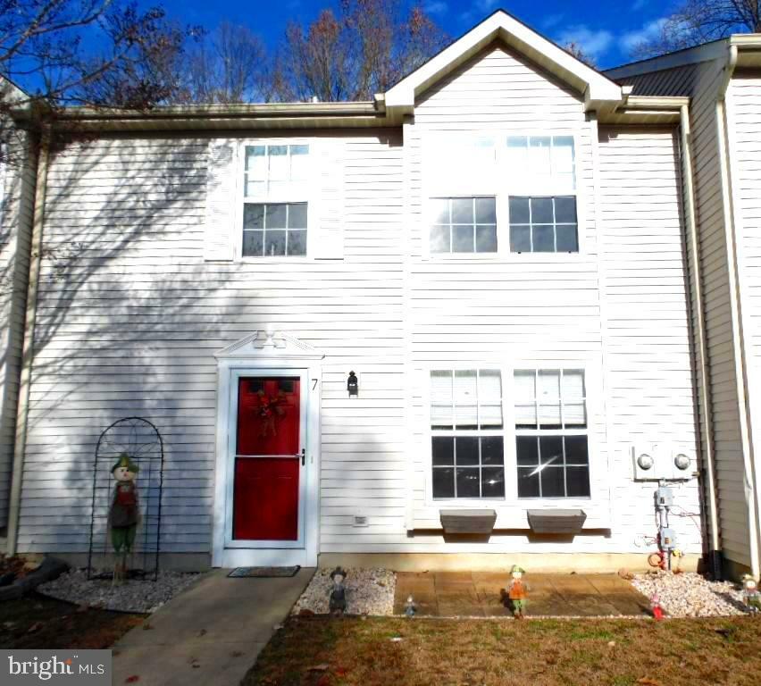 Property Photo:  7 Gaudet Court  NJ 08051 