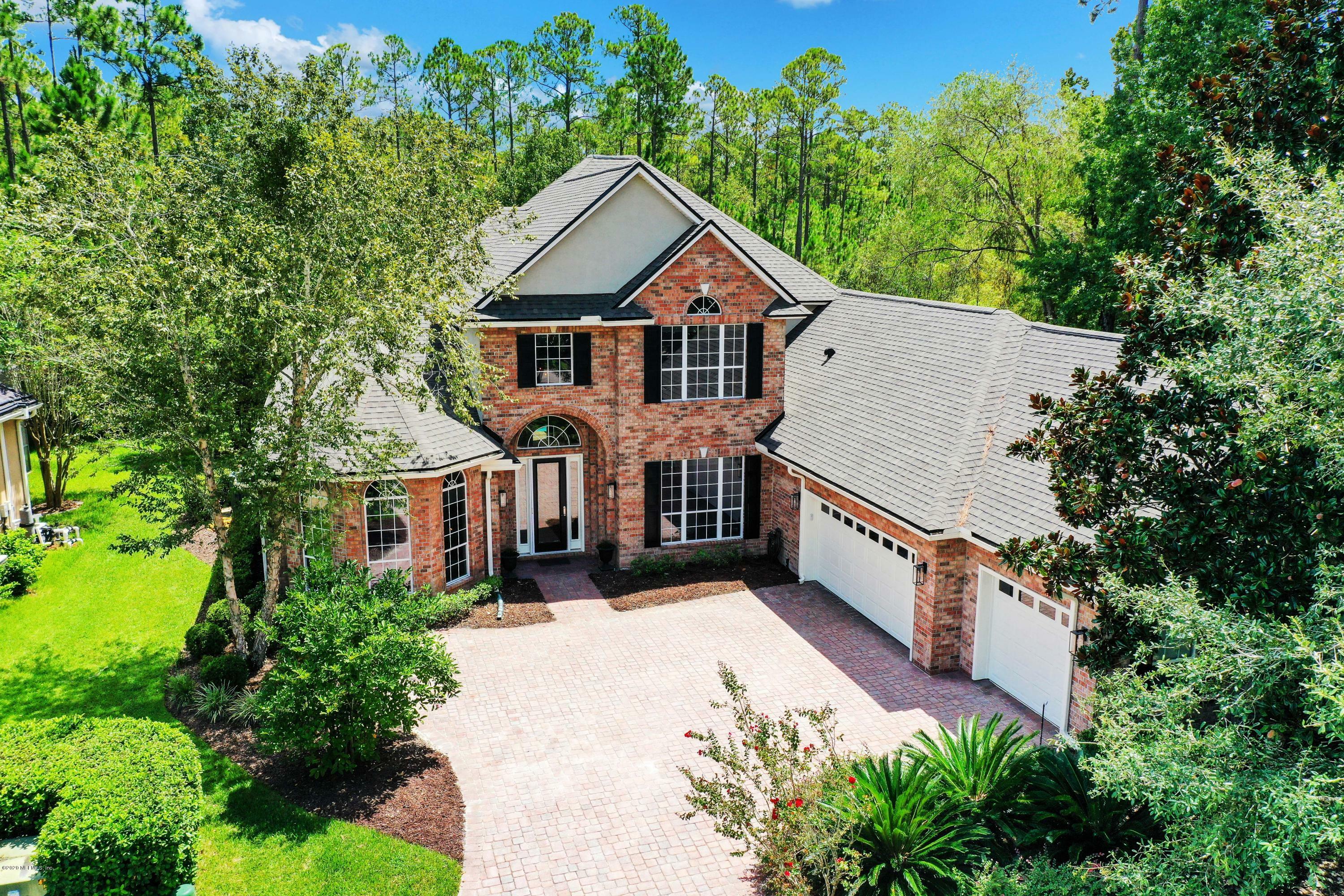 Property Photo: 416 Labarre Court FL 32259