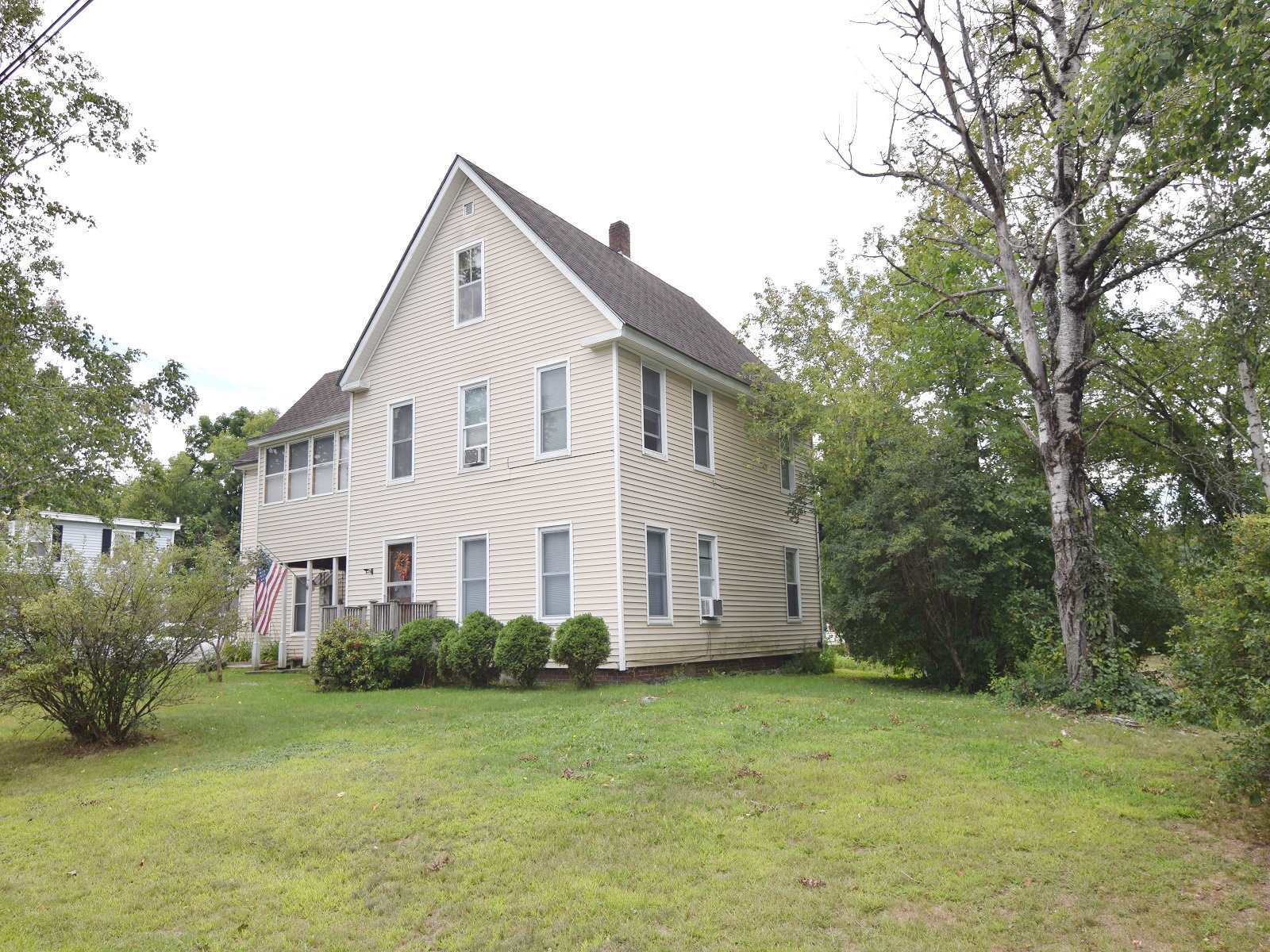 Property Photo:  26 Ely Street  NH 03561 