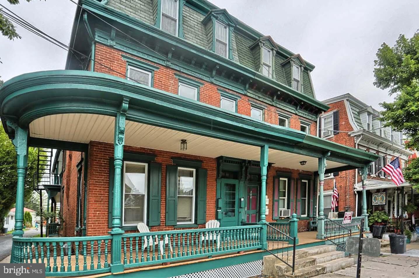 Property Photo: 310 S Market Street 1 PA 17055