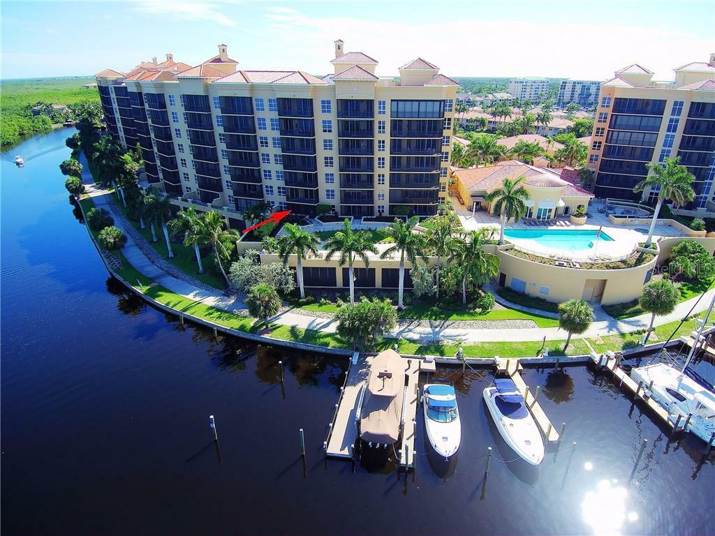 Property Photo:  3321 Sunset Key Circle 103  FL 33955 