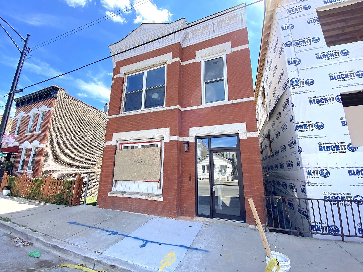 Property Photo:  1811 West Cermak Road  IL 60608 