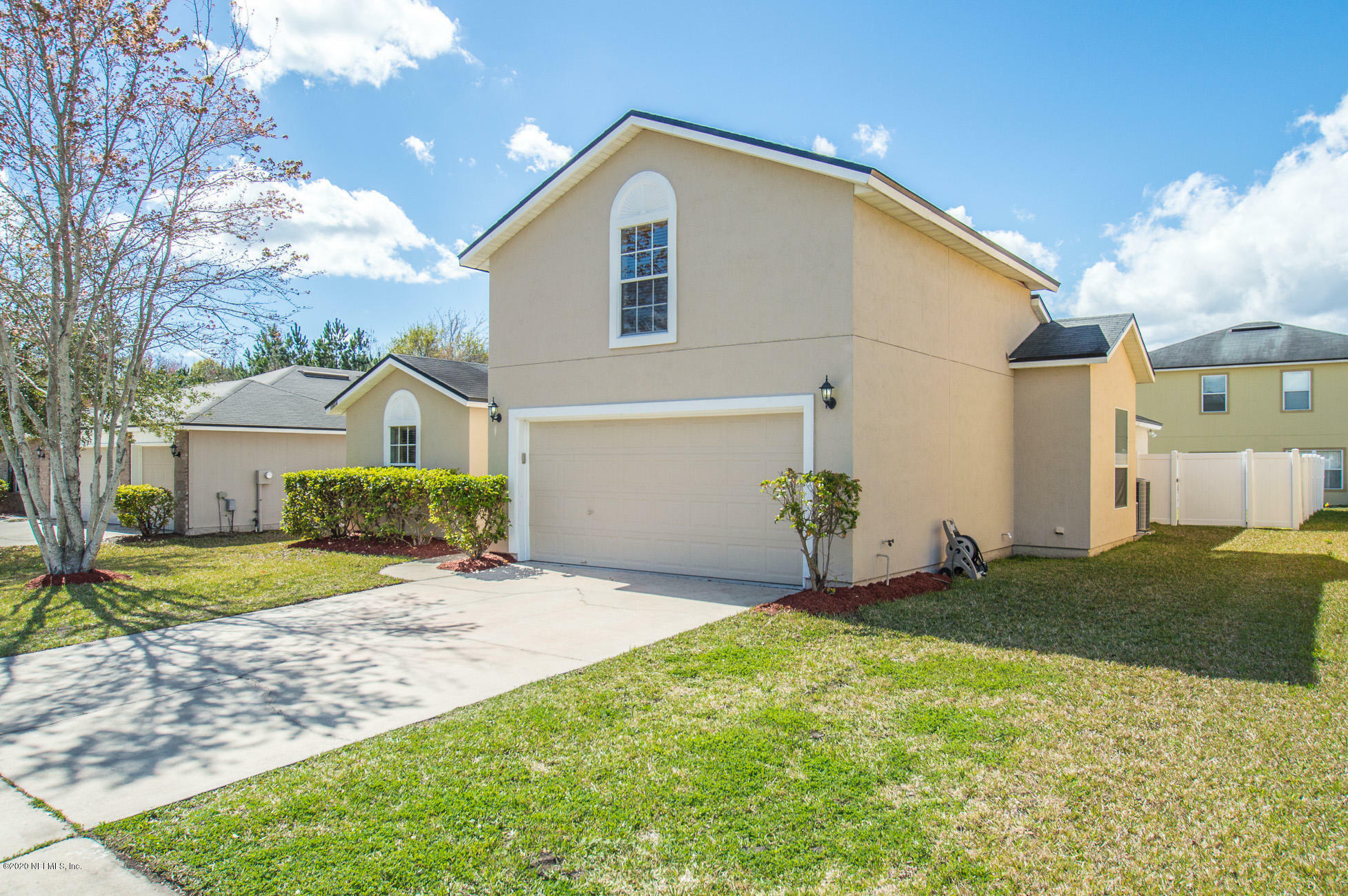 Property Photo:  1954 McGirts Point Boulevard  FL 32221 