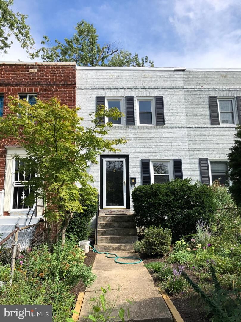 Property Photo:  439 Mount Vernon Avenue  VA 22301 