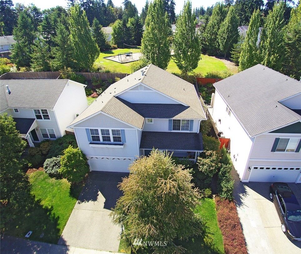 Property Photo: 11030 50th Avenue SE WA 98208