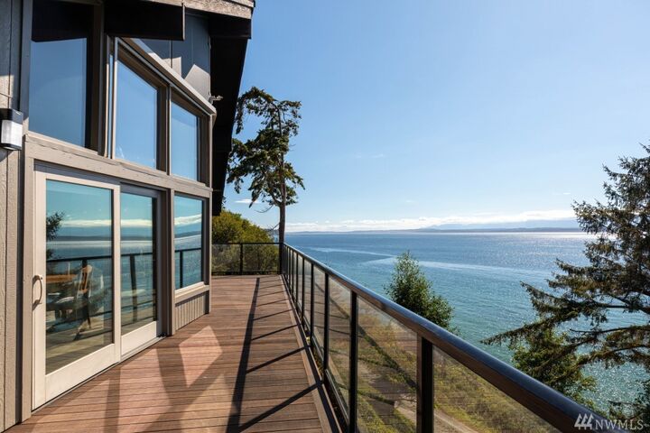 2225  Teronda Beach Road  Coupeville WA 98239 photo