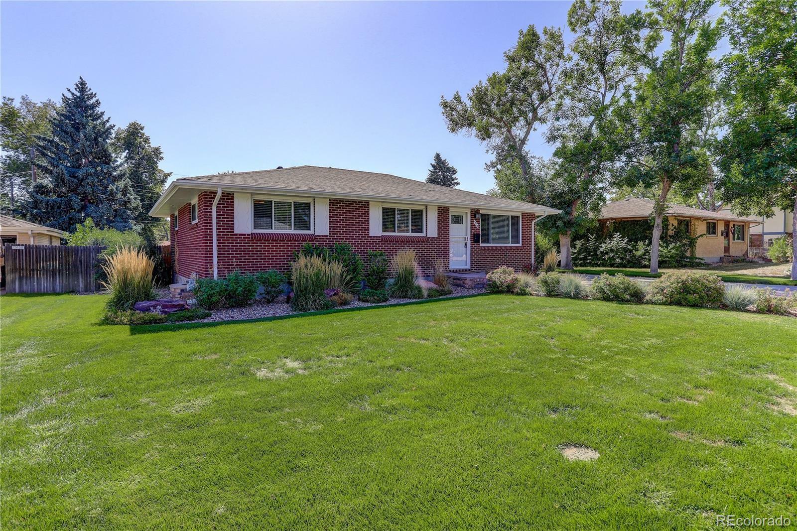 Property Photo: 5038 S Linden Drive CO 80110
