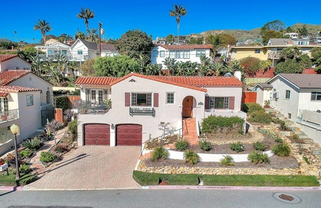 Property Photo:  2213 El Jardin Avenue  CA 93001 