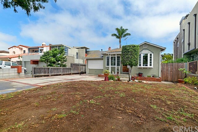 Property Photo:  626 S Irena Avenue  CA 90277 