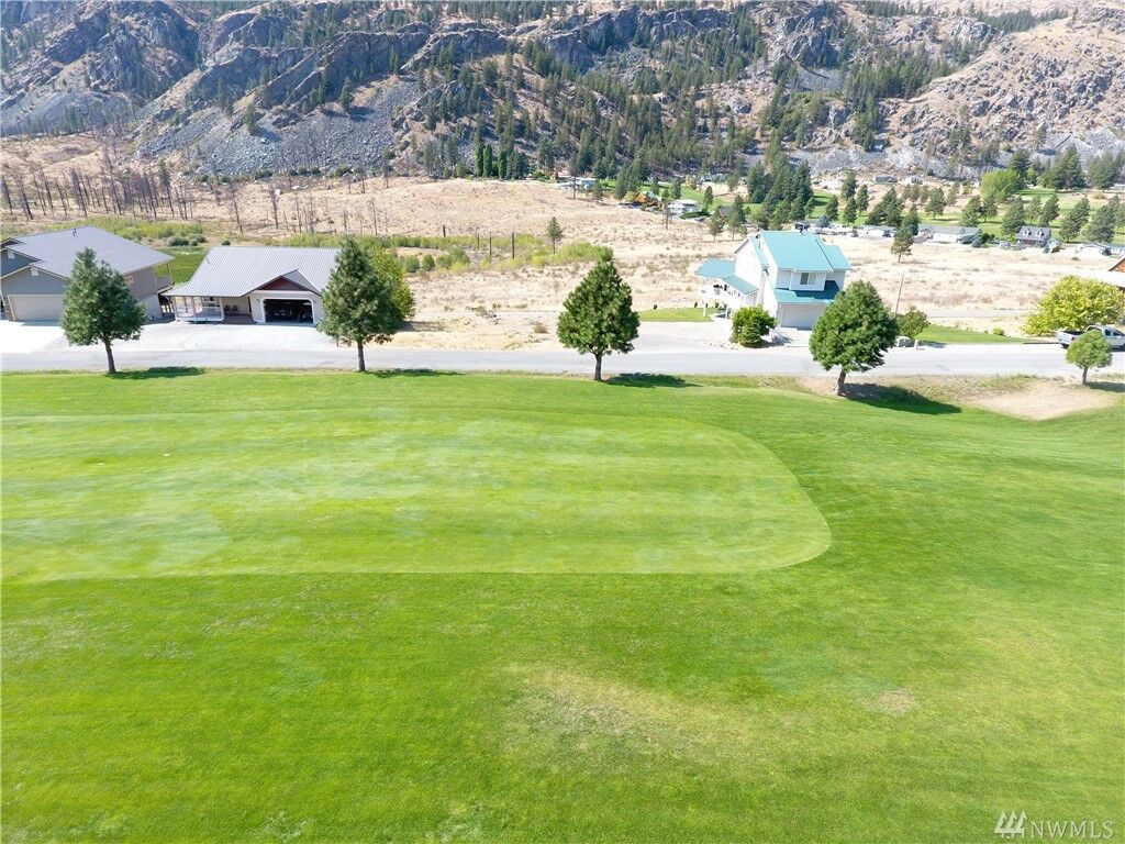 Property Photo:  14 Long Dr  WA 98846 