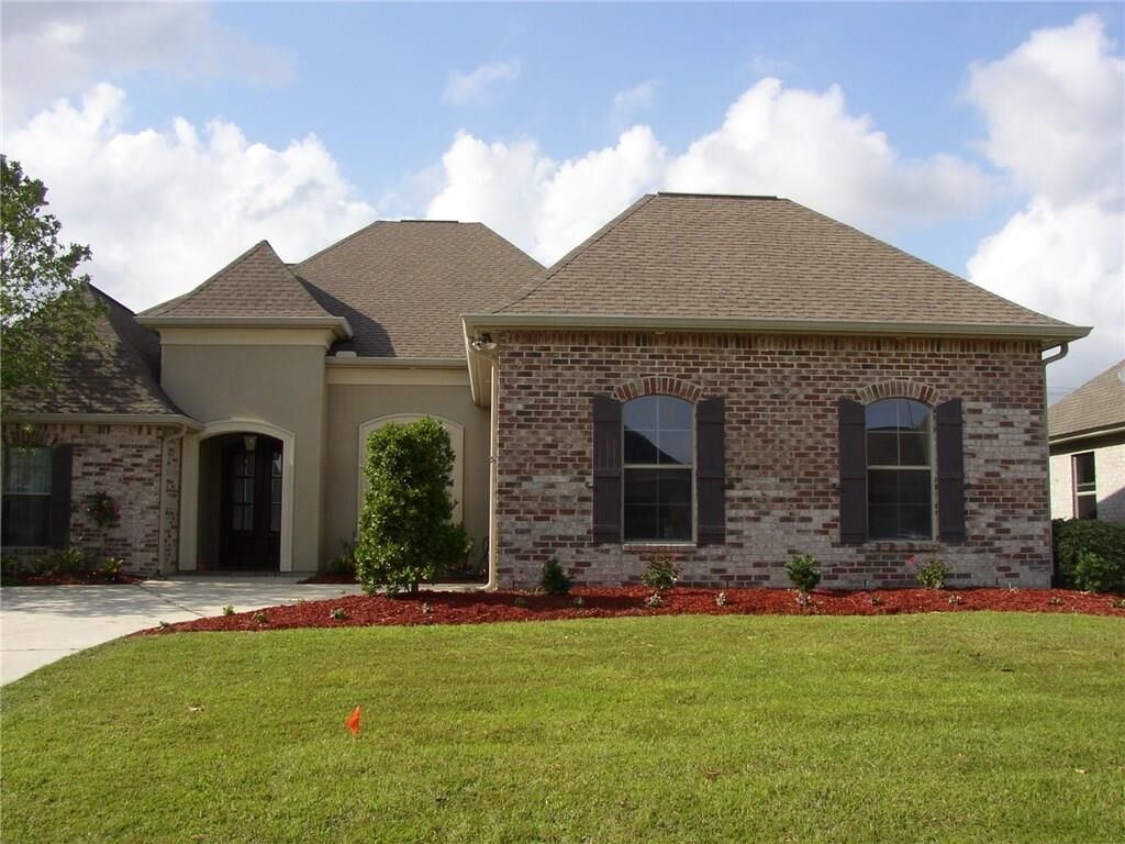 Property Photo:  281 Cypress Lakes Drive  LA 70458 