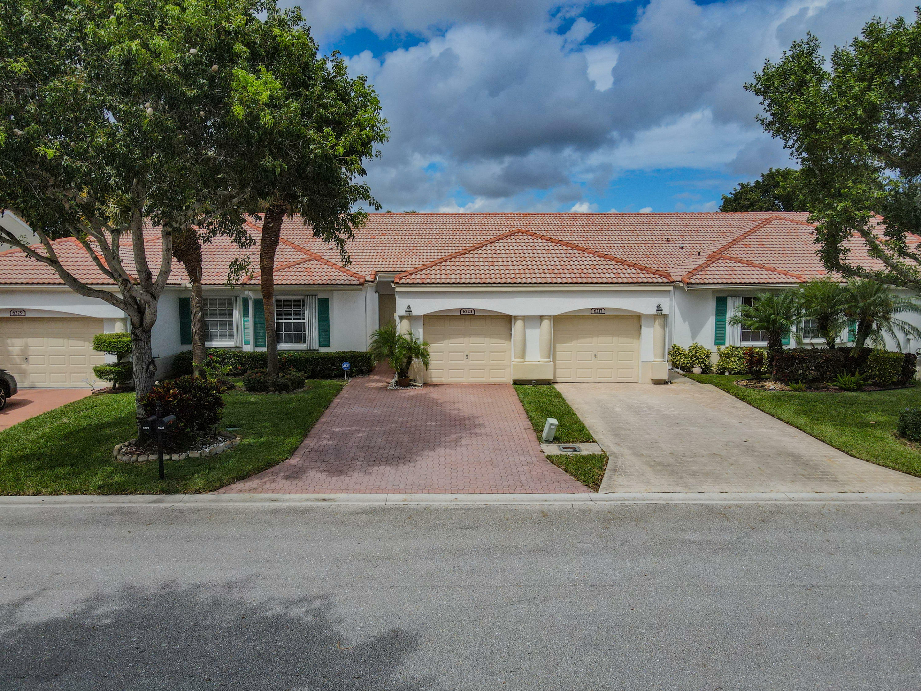 Property Photo:  6223 Heliconia Road  FL 33484 