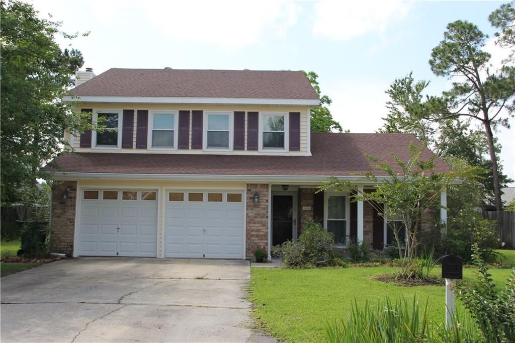 Property Photo: 106 Tapwood Court LA 70461