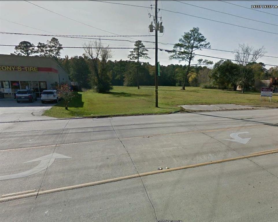 Property Photo:  W University Drive  LA 70401 