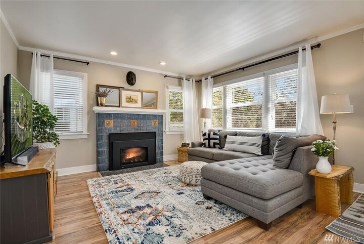 Property Photo: 7311 Keen Way N WA 98103