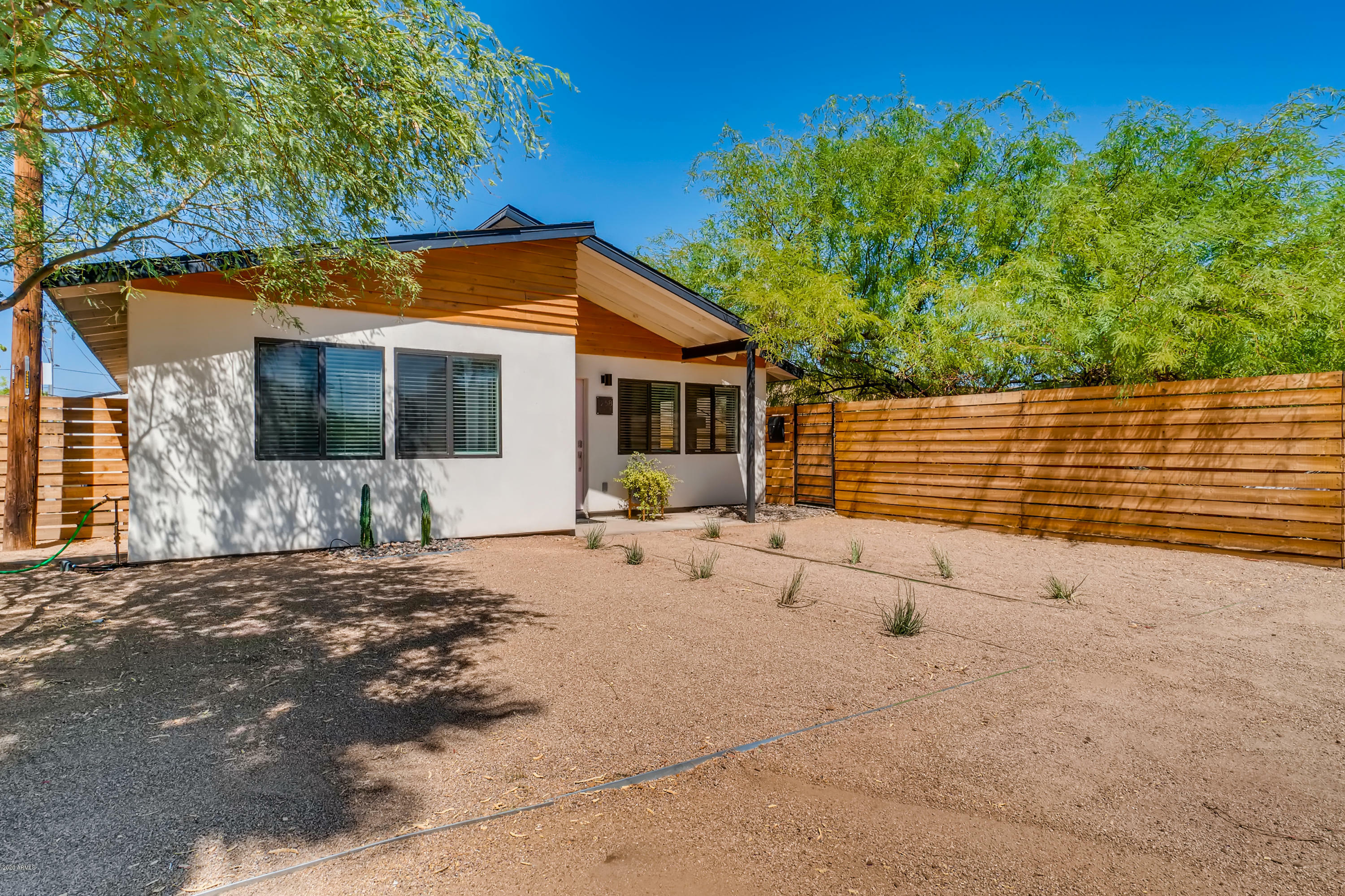 Property Photo:  1258 W Pierce Street  AZ 85007 