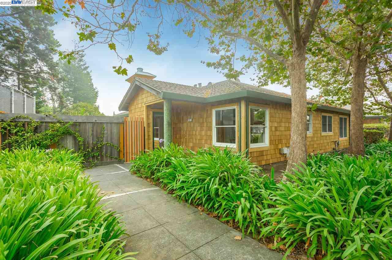 Property Photo:  512 Centre Ct  CA 94502 