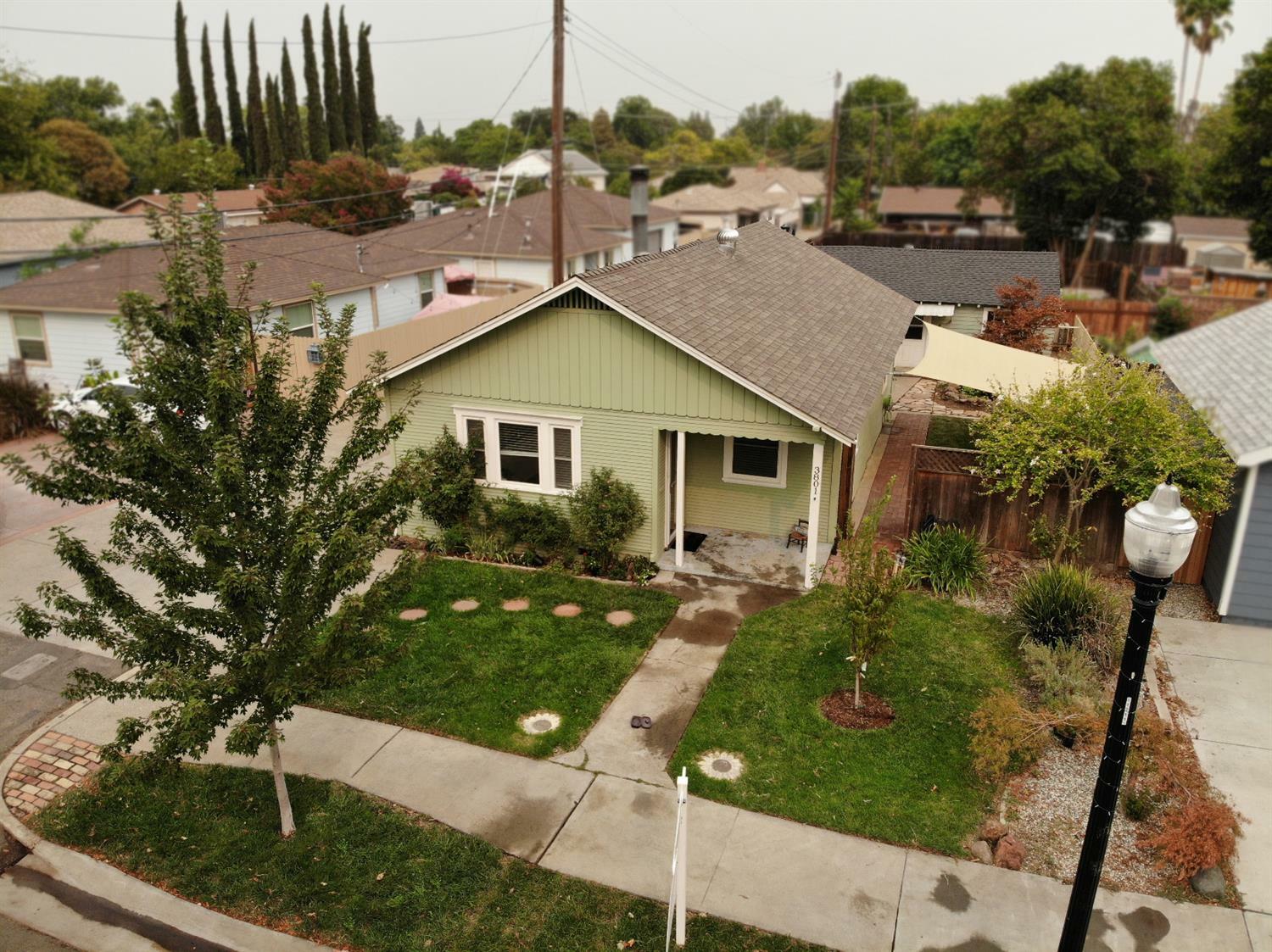 Property Photo:  3801 52nd Street  CA 95820 