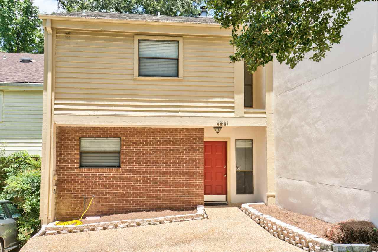 Property Photo:  2821 Par Lane  FL 32301 