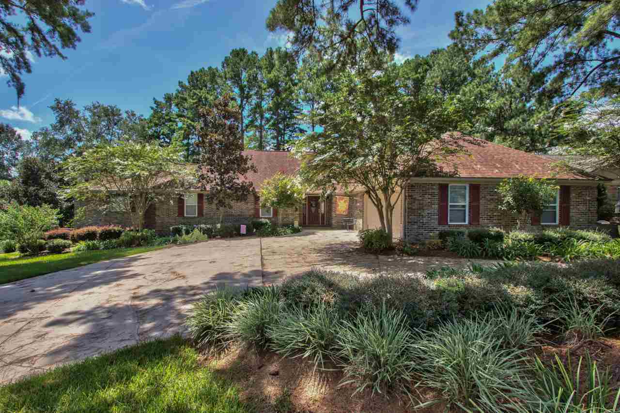 Property Photo:  4016 Kilmartin Drive  FL 32309 