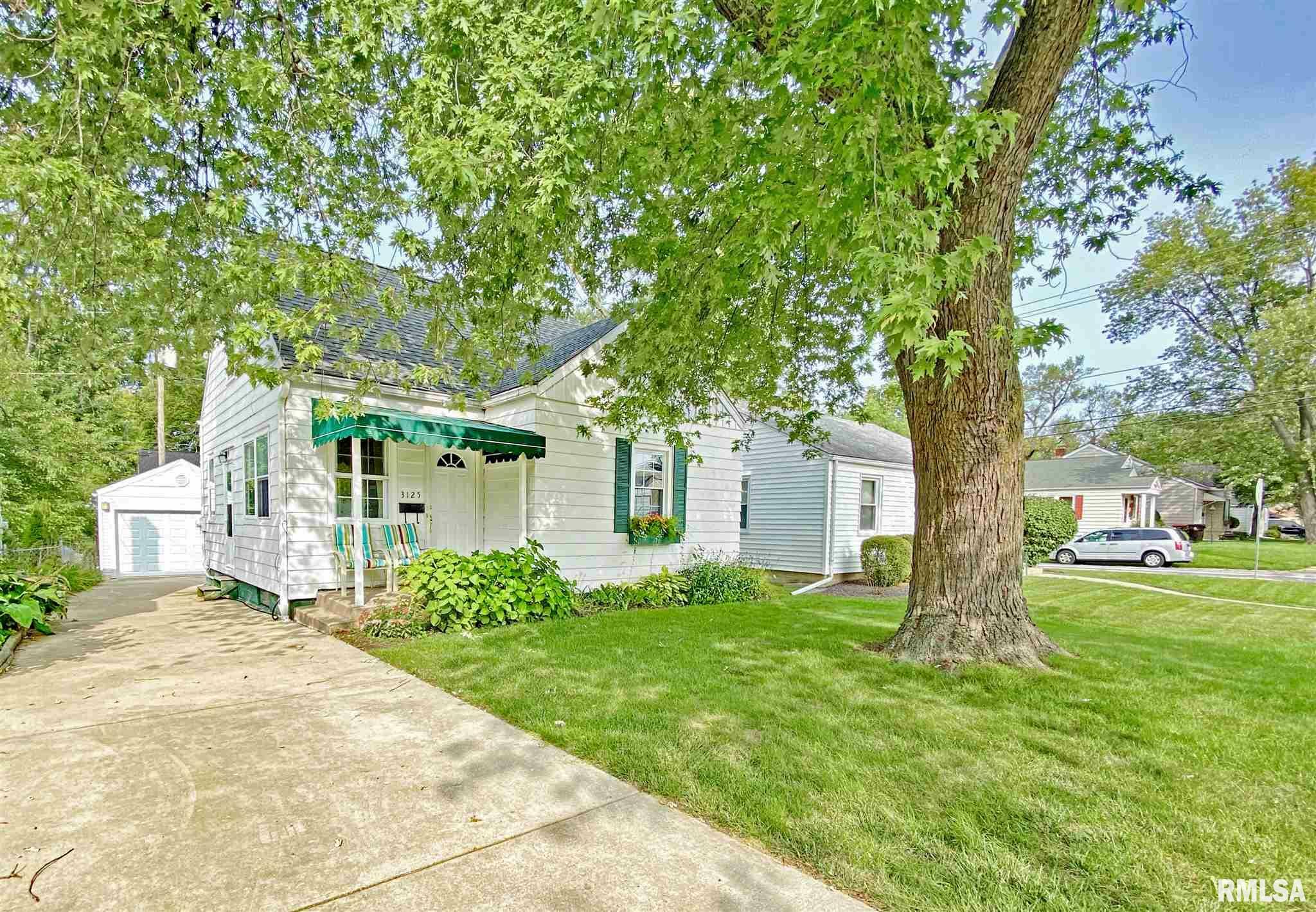 Property Photo:  3125 N Parish  IL 61604 