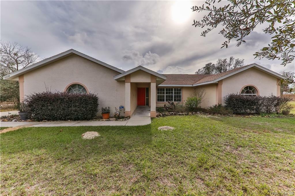 Property Photo:  22638 SW Surf Boulevard  FL 34431 