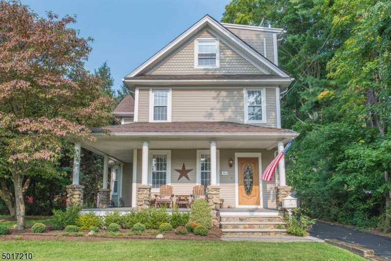 Property Photo: 311 Wyckoff Ave NJ 07446