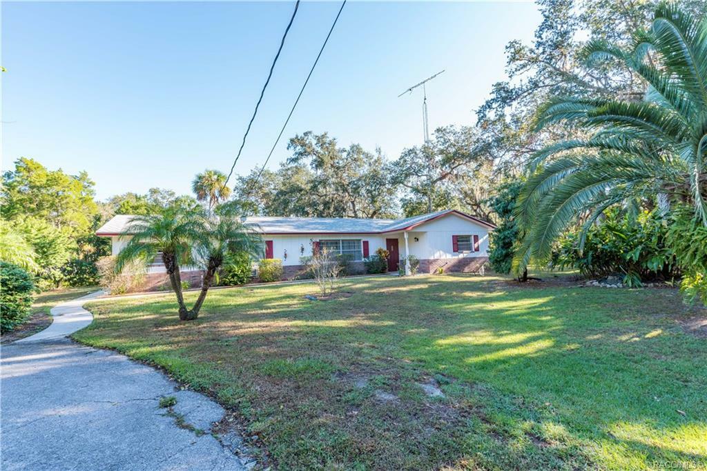 Property Photo:  6629 S Bassett Drive  FL 34448 