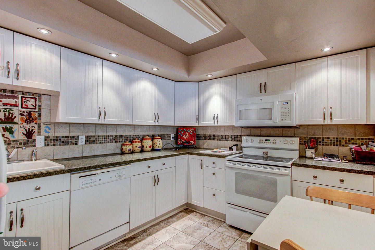 Property Photo:  4 Cavendish Drive  PA 19002 
