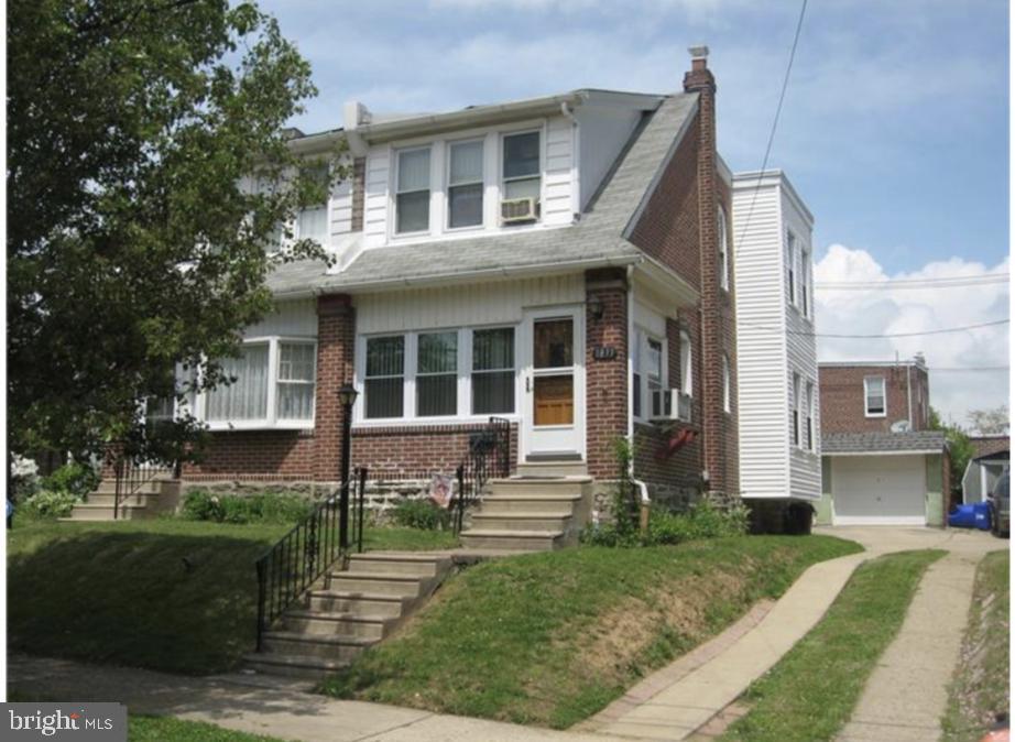 Property Photo: 1833 Fuller PA 19152