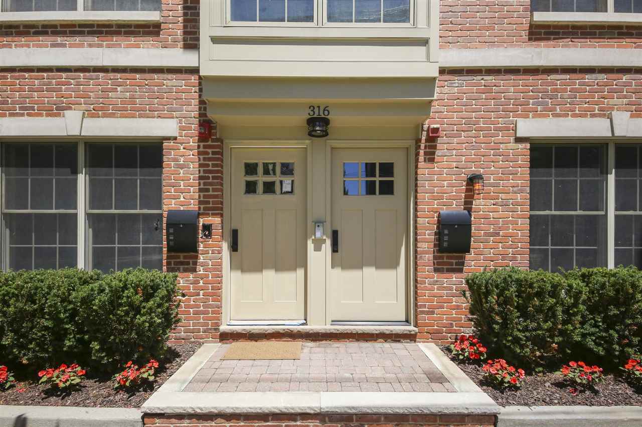 316 Grand St 1  Jc, Downtown NJ 07302 photo