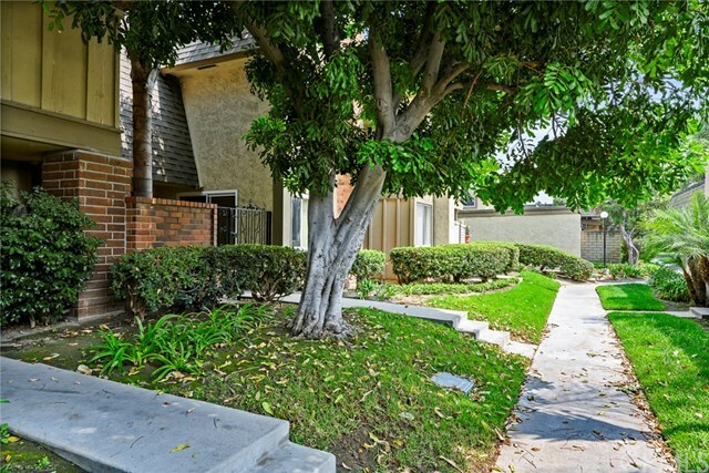 Property Photo:  2010 E Figwood Lane  CA 92806 