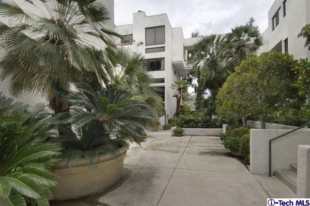 Property Photo: 500 E Del Mar Boulevard 25 CA 91101