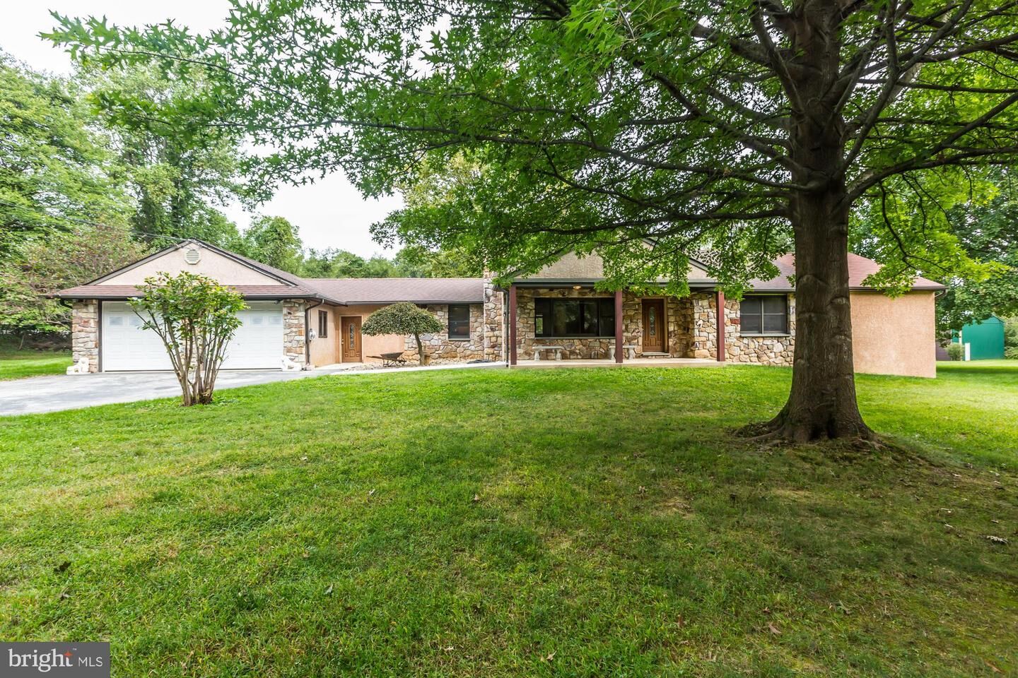 Property Photo:  1603 Ivy Ln Rd  PA 19380 