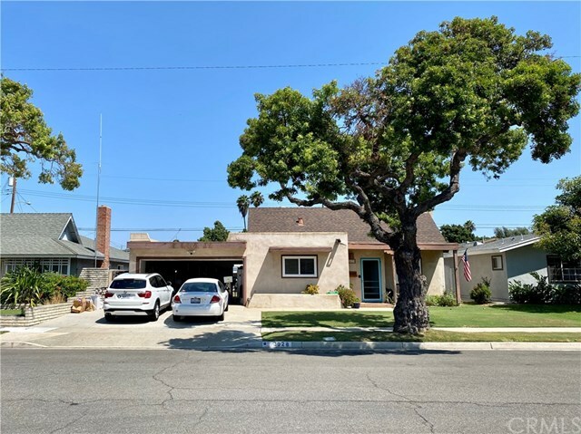 Property Photo:  3028 Cleveland Avenue  CA 92626 