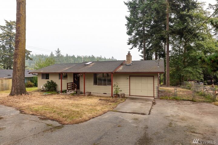 Property Photo: 1986 Peacock Lane WA 98277